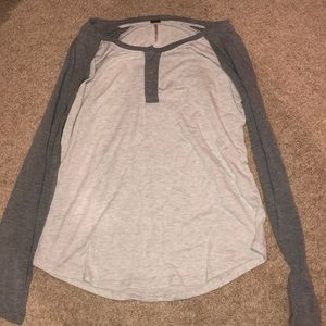 Long sleeve comfy shirt